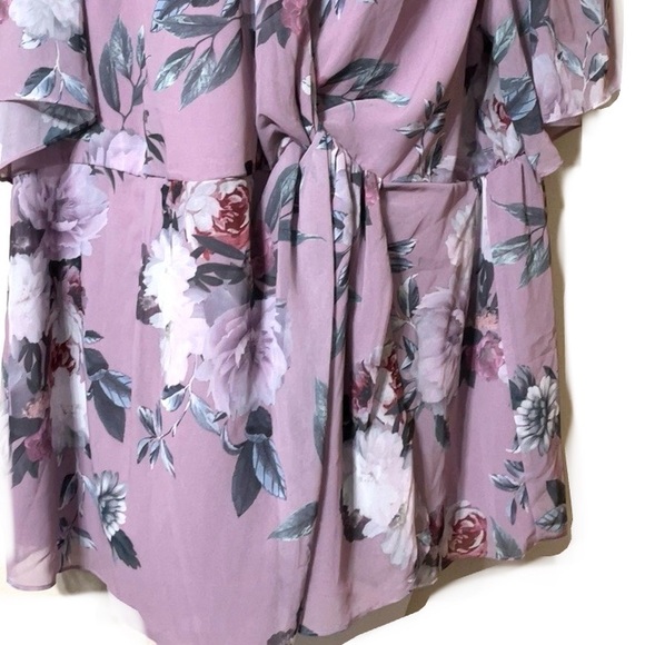 💥FREE W/ $10+ PURCHASE💥🆕🦋CITY CHIC ROSEWOOD FLORAL Top🦋FLAWED - Picture 8 of 13